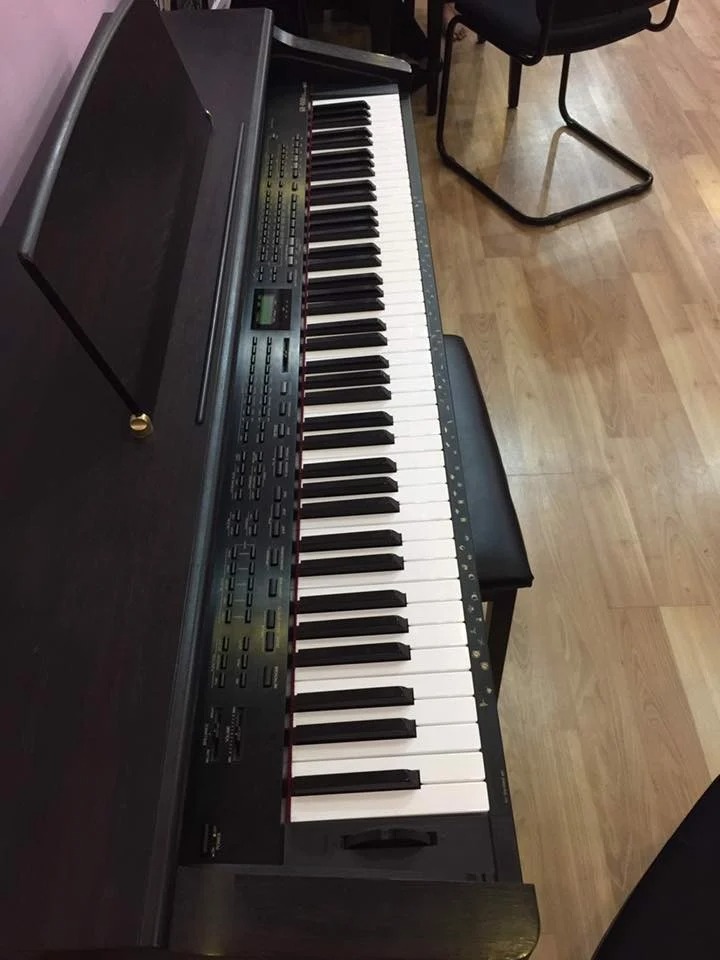 Roland KR4500
