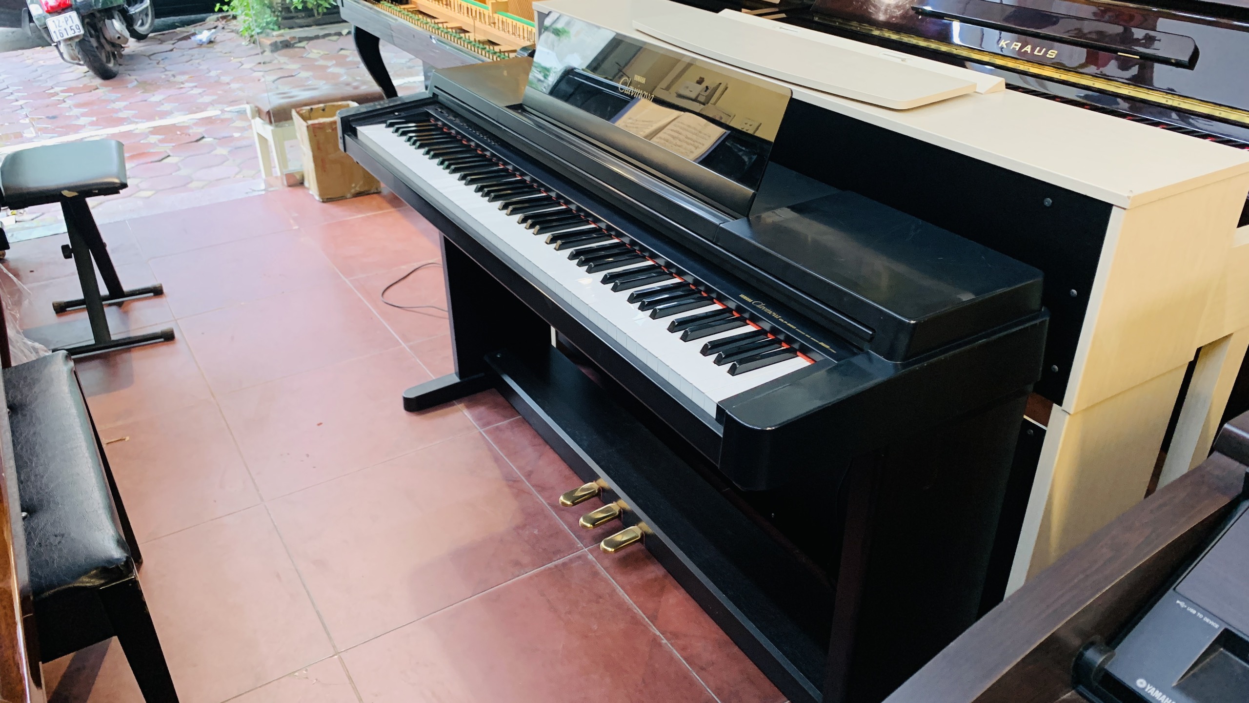 Yamaha CLP 560 #078546