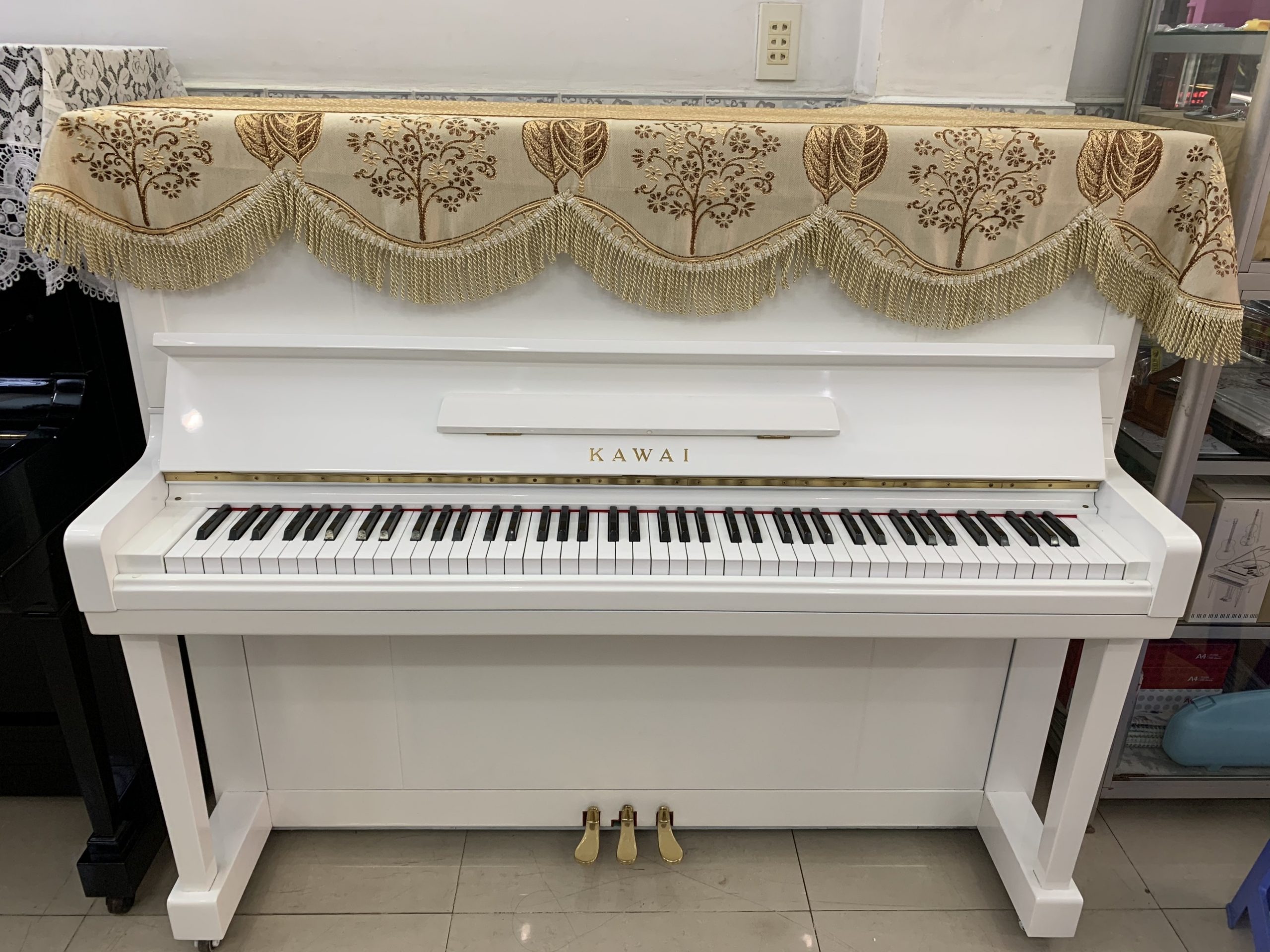 Kawai K20 (3 pedals)