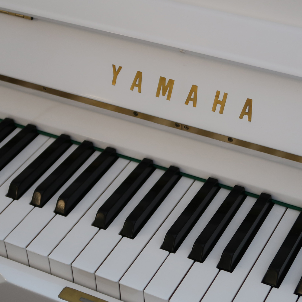 Yamaha U1H