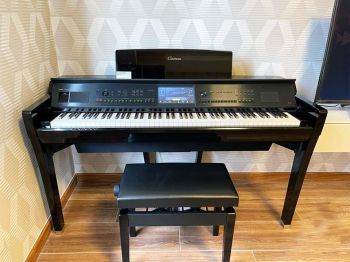 Yamaha CVP-809 PE
