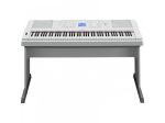 Yamaha DGX-660