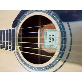 Đàn Guitar Yamaha FG820 - Acoustic