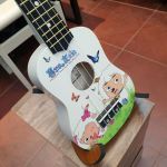 Đàn Ukulele Sorpano Hình Màu - Goat-Trắng