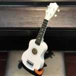 Đàn Ukulele Soprano 21inch Trắng