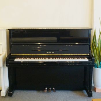 Yamaha U10A