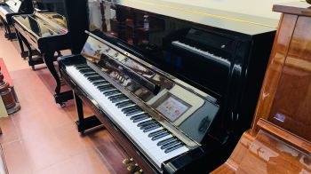 Yamaha U1H #2330101