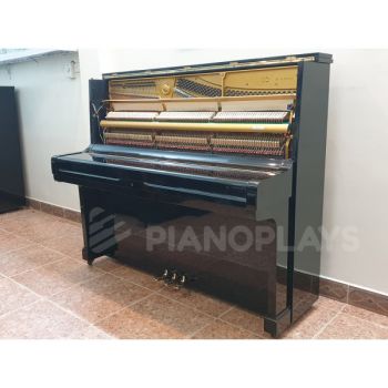 Yamaha U2H