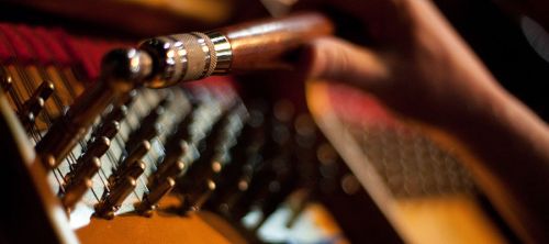 Chỉnh Dây Đàn (Piano Tuning)