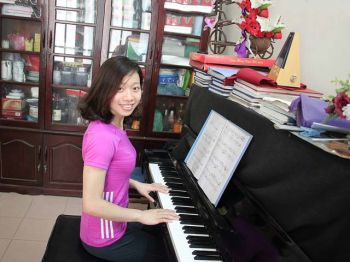 Chị Quỳnh Hương